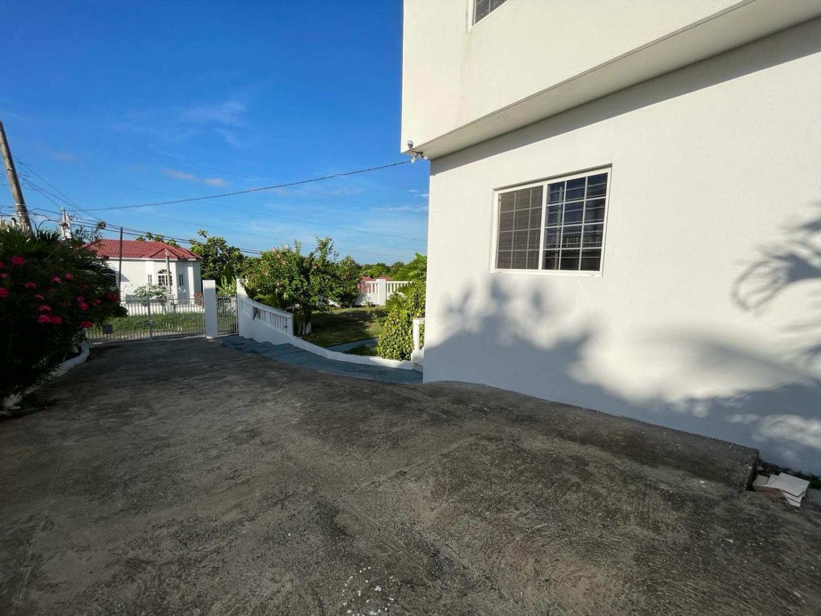 The Retreat Hotel Lyssons Exterior photo